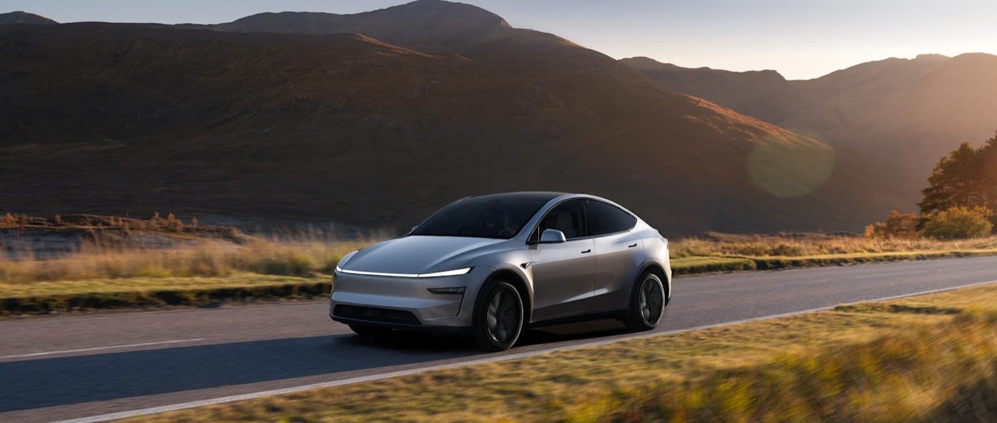 Tesla Model Y tesla carretera
