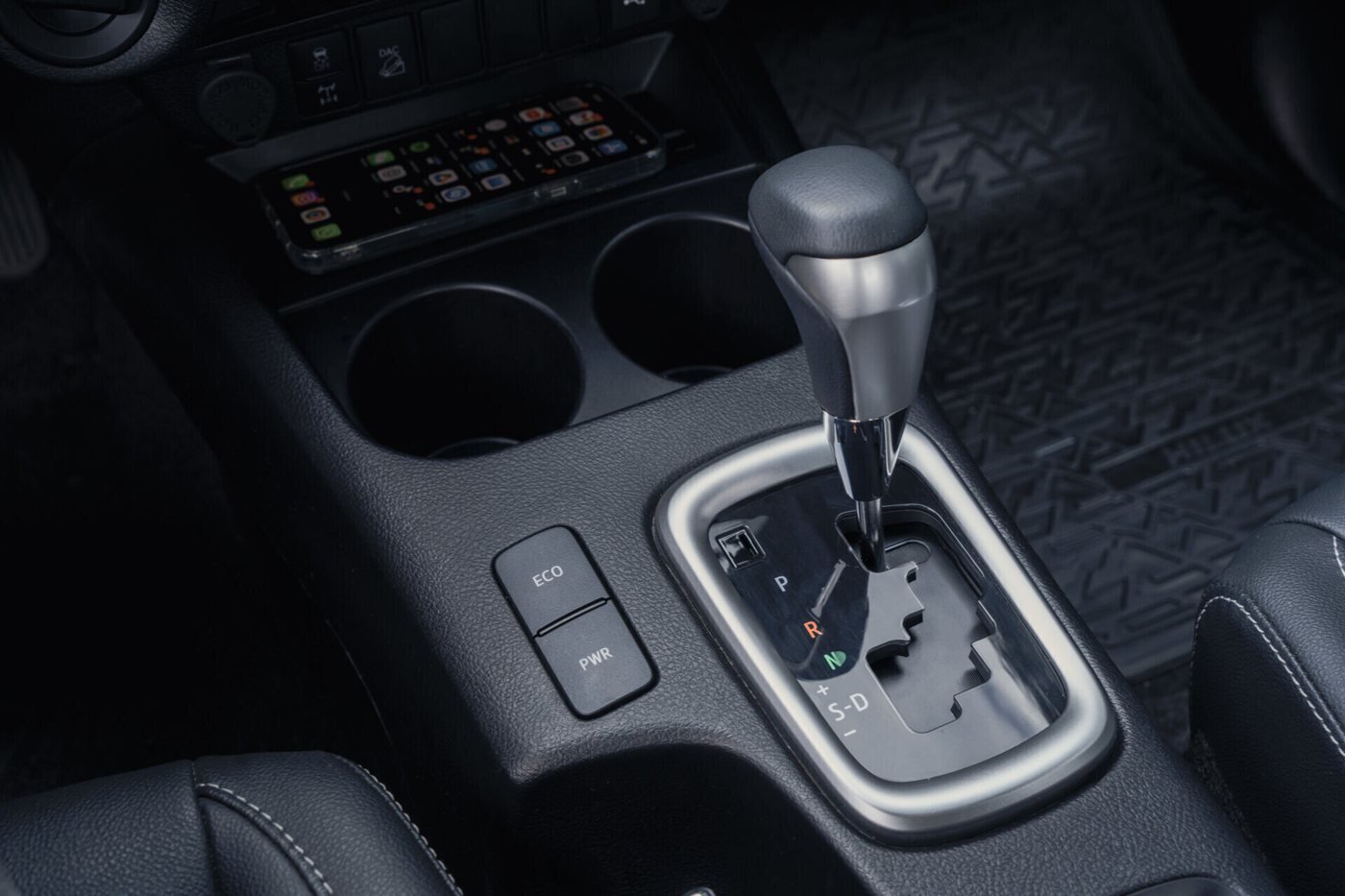 Toyota Hilux — palanca automatica
