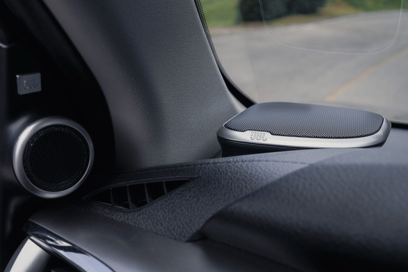 Toyota Hilux — interior3