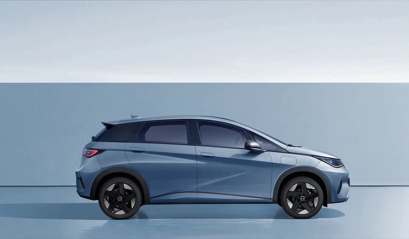 BYD Dolphin 04