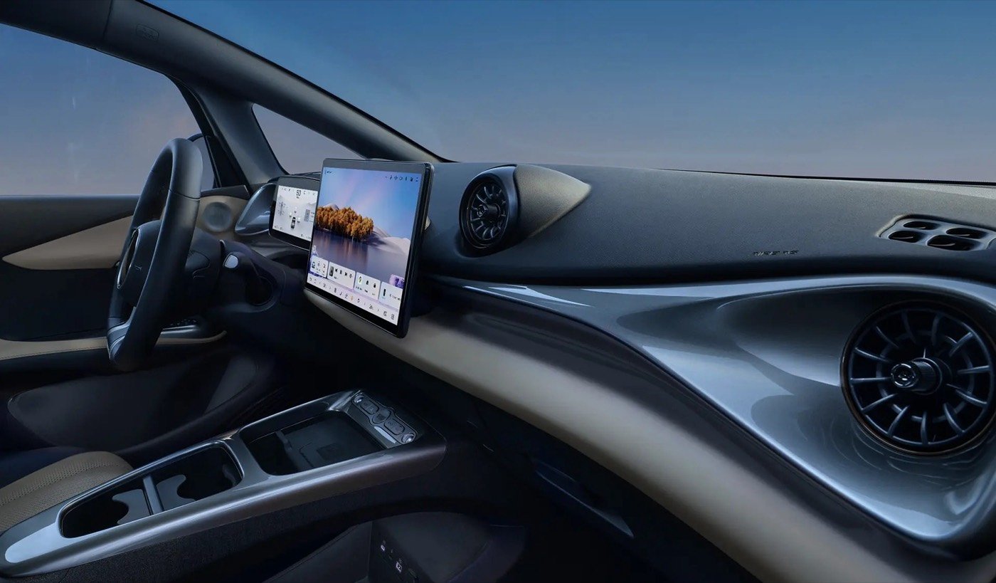 BYD Dolphin EV — 02