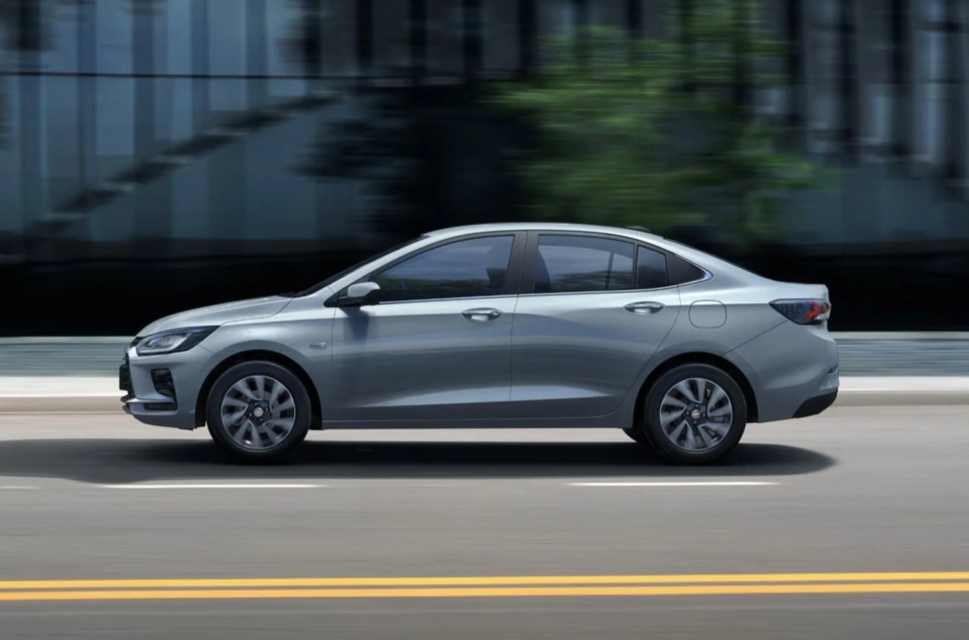 Chevrolet Onix — lateral