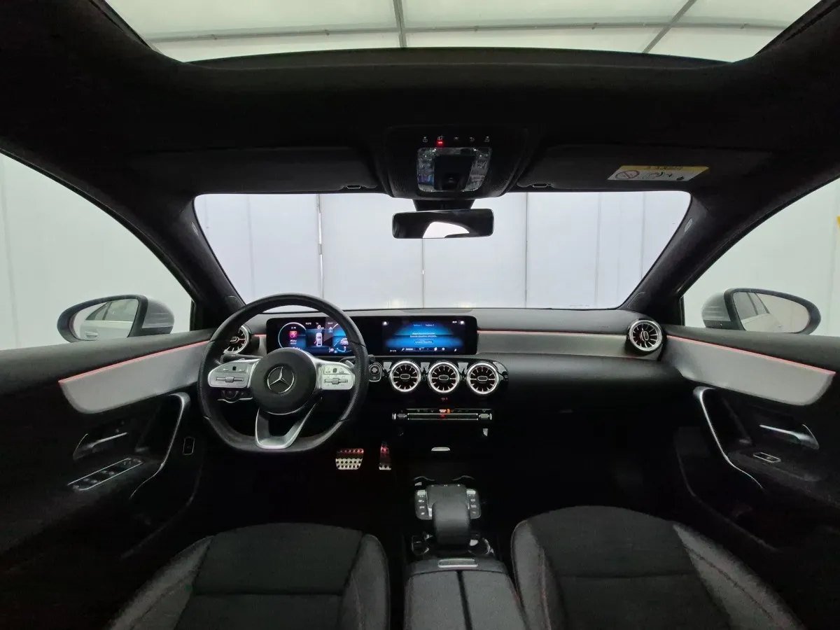Mercedes-Benz Clase A — tablero