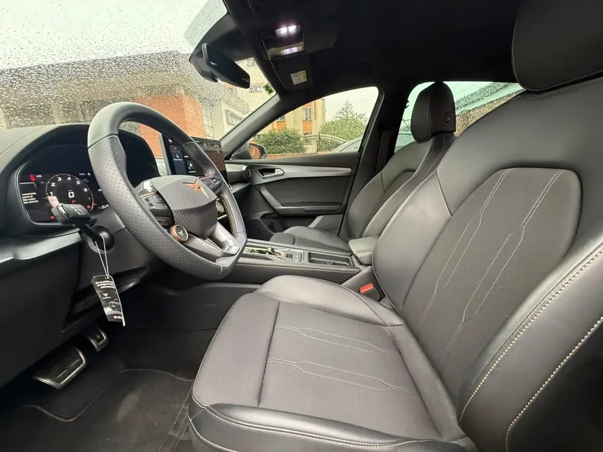 Cupra Formentor — sillas