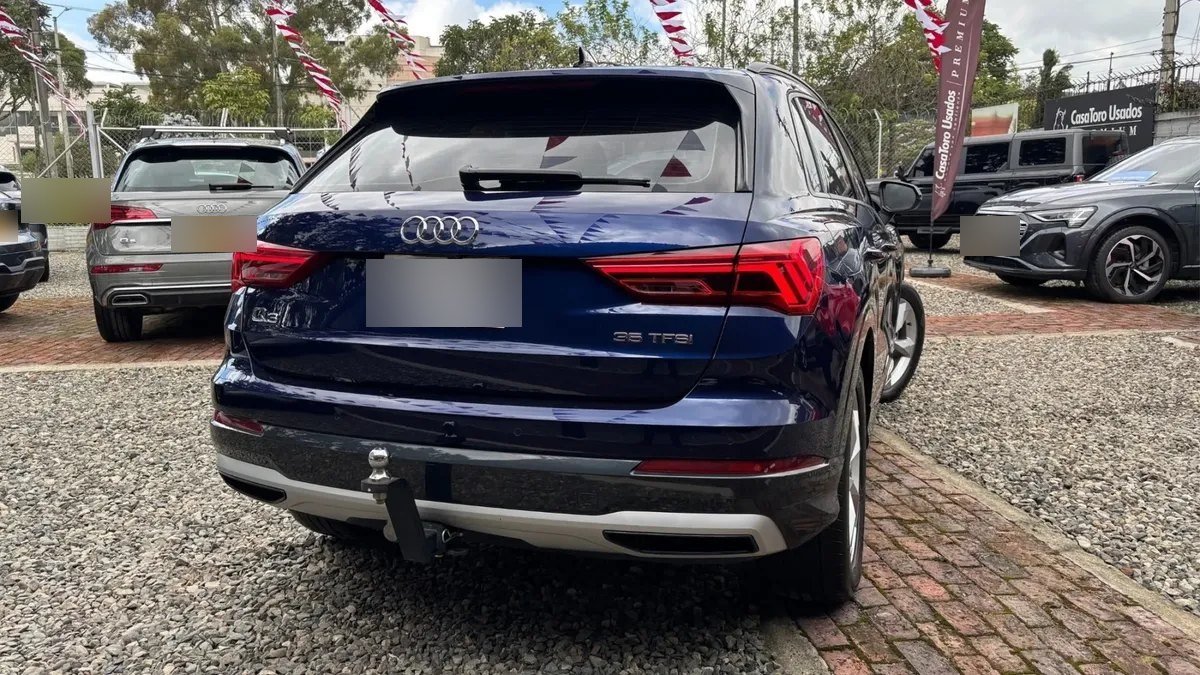 Audi Q3 — trasera