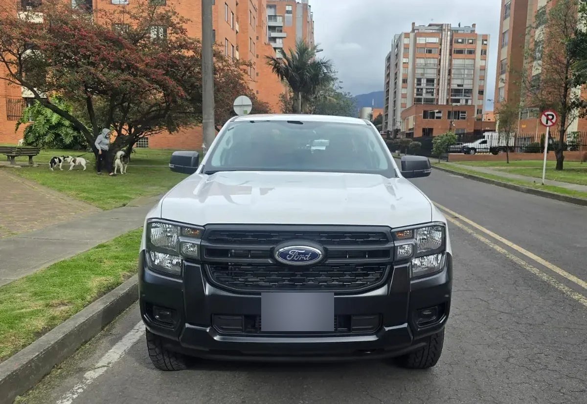 Ford Ranger — frontal
