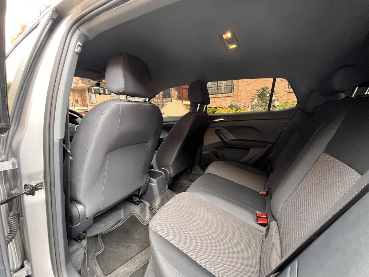 Volkswagen T-Cross — sillas traseras