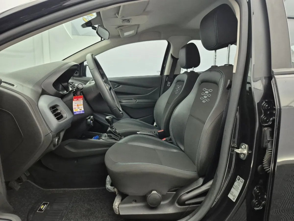 Chevrolet Joy — sillas