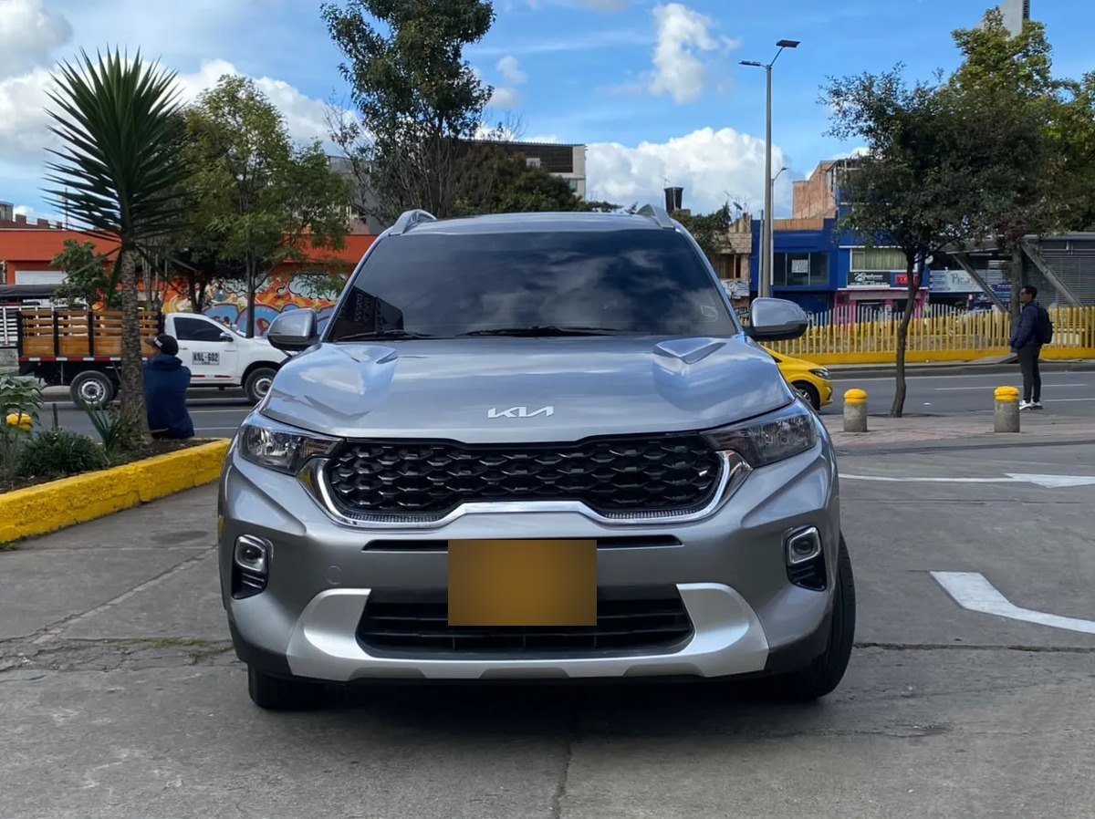 Kia Sonet — frontal