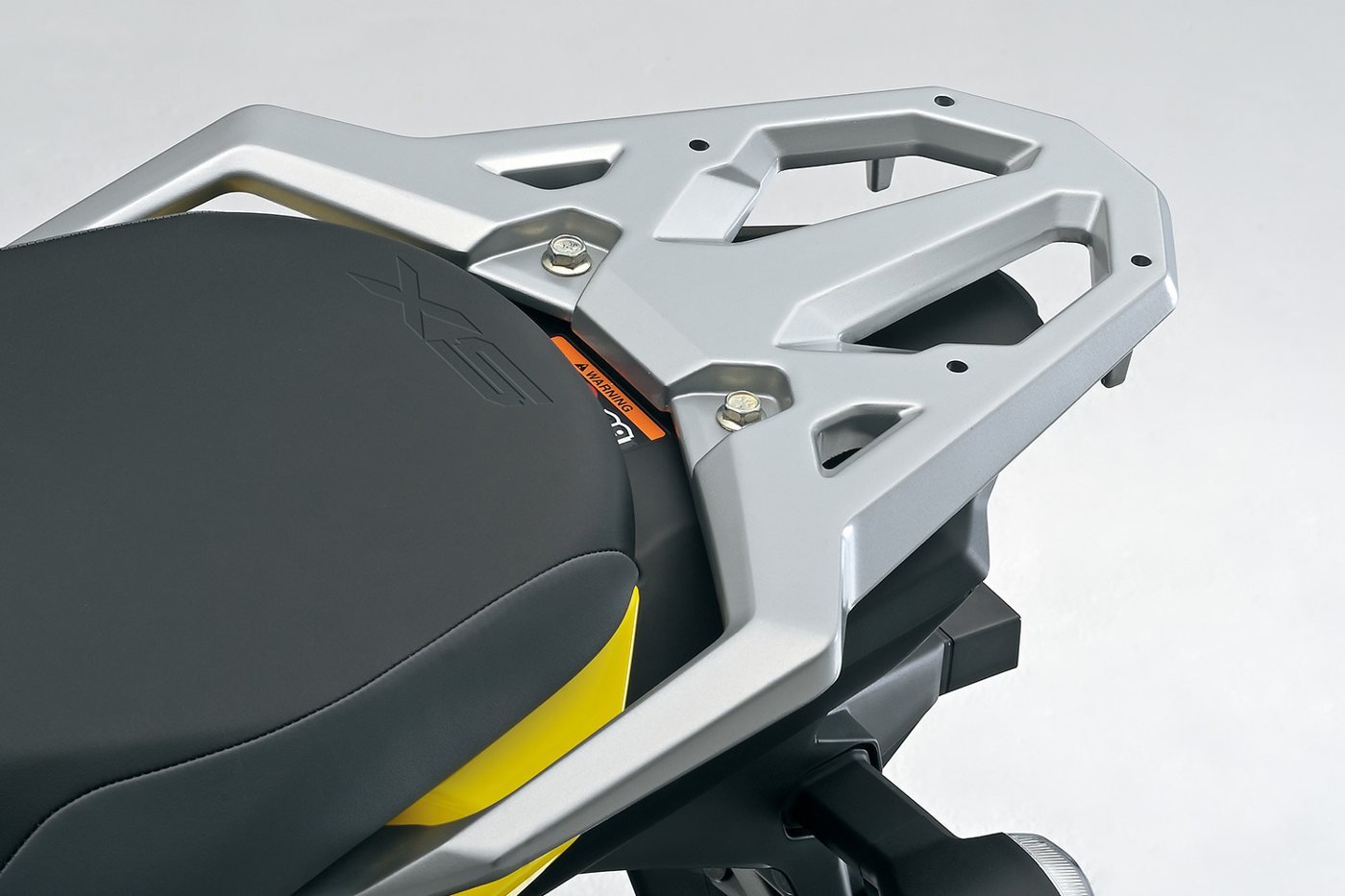 Suzuki V-Strom 250 SX — detalle portaequipajes