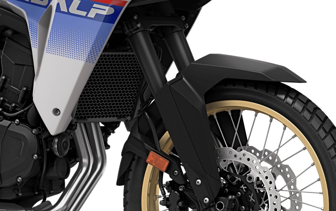 Honda XL750 Transalp — detalle suspension delantera