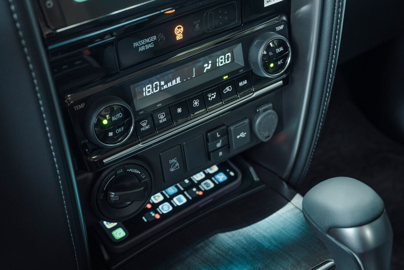 Toyota Fortuner — aire automatico