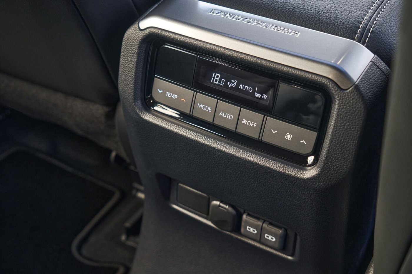 Toyota Land Cruiser Prado — climatizacion trasera