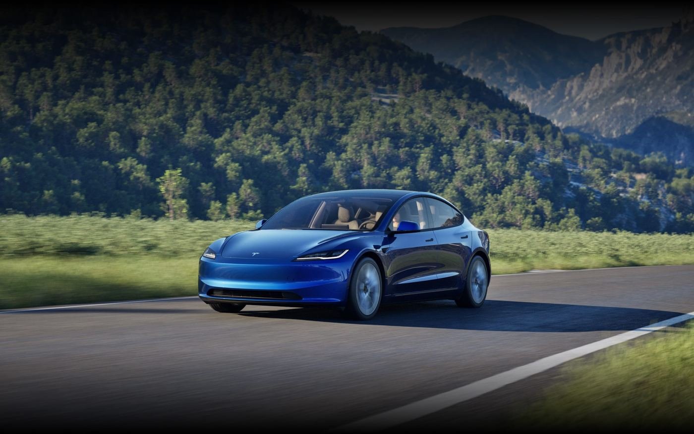 Tesla Model 3 azul marino