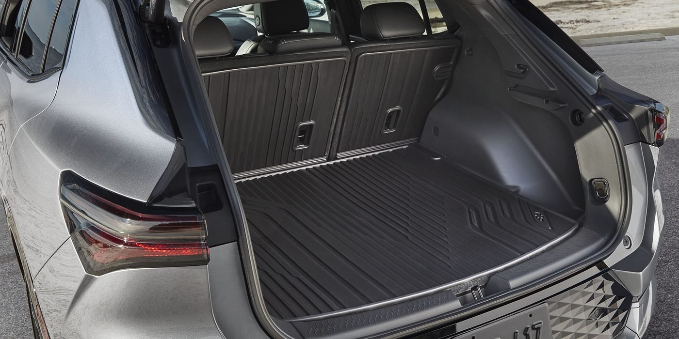 Chevrolet Equinox EV — materiales premium habitaculo colomb