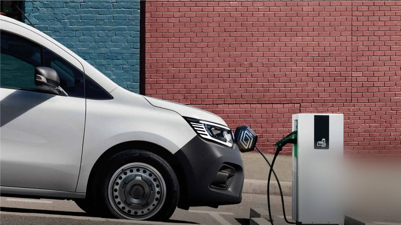 Renault Kangoo E-Tech carga electrica