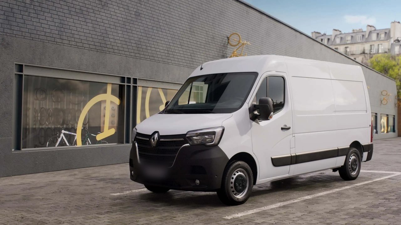 Renault Master E-Tech tres cuartos